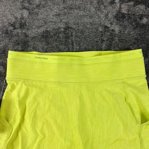 Outdoor Voices Neon Green Biker Shorts Pockets 4" Inseam Women's L NWT Athletic - Picture 2 of 9